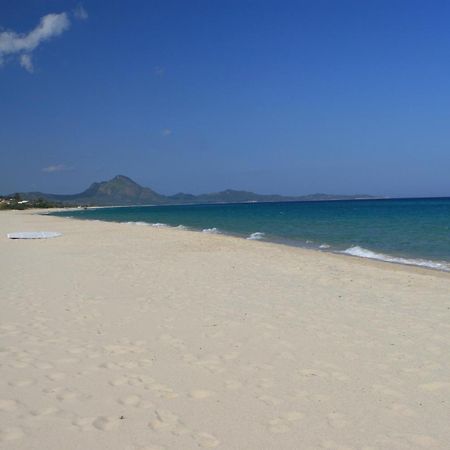 Casa Vacanze Rose E Fiori Sardegna San Vito  Εξωτερικό φωτογραφία
