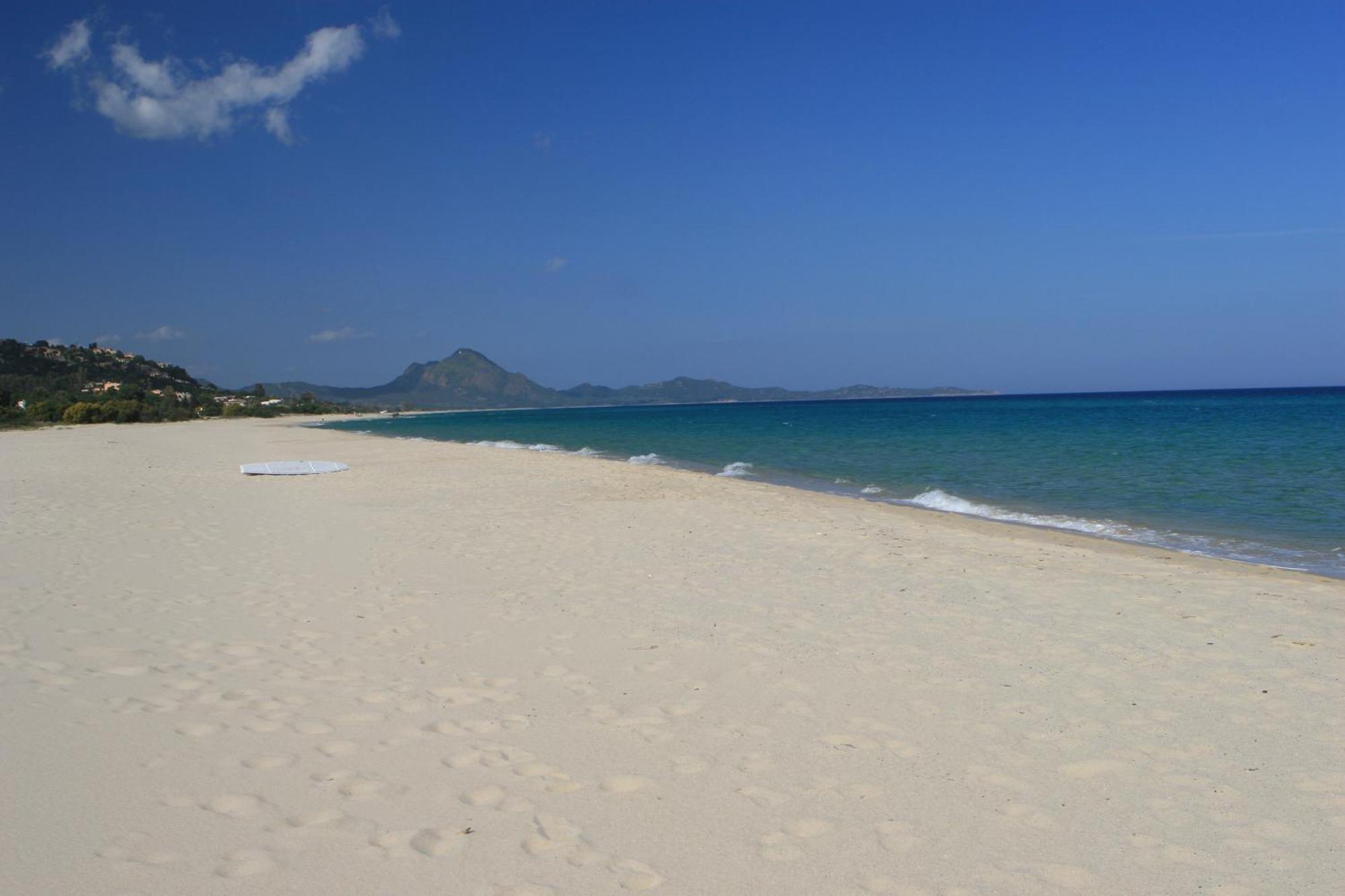 Casa Vacanze Rose E Fiori Sardegna San Vito  Εξωτερικό φωτογραφία