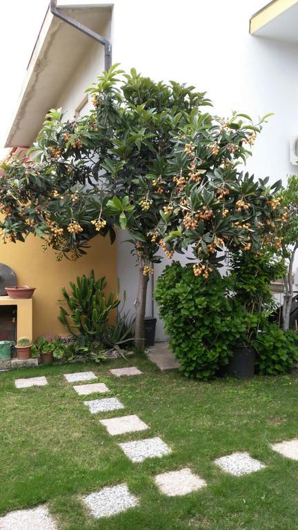 Casa Vacanze Rose E Fiori Sardegna San Vito  Εξωτερικό φωτογραφία