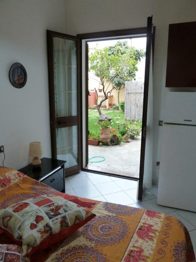 Casa Vacanze Rose E Fiori Sardegna San Vito  Εξωτερικό φωτογραφία